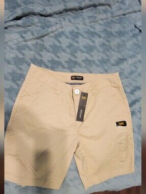 Lee Women's Beige Khaki Bermuda Shorts